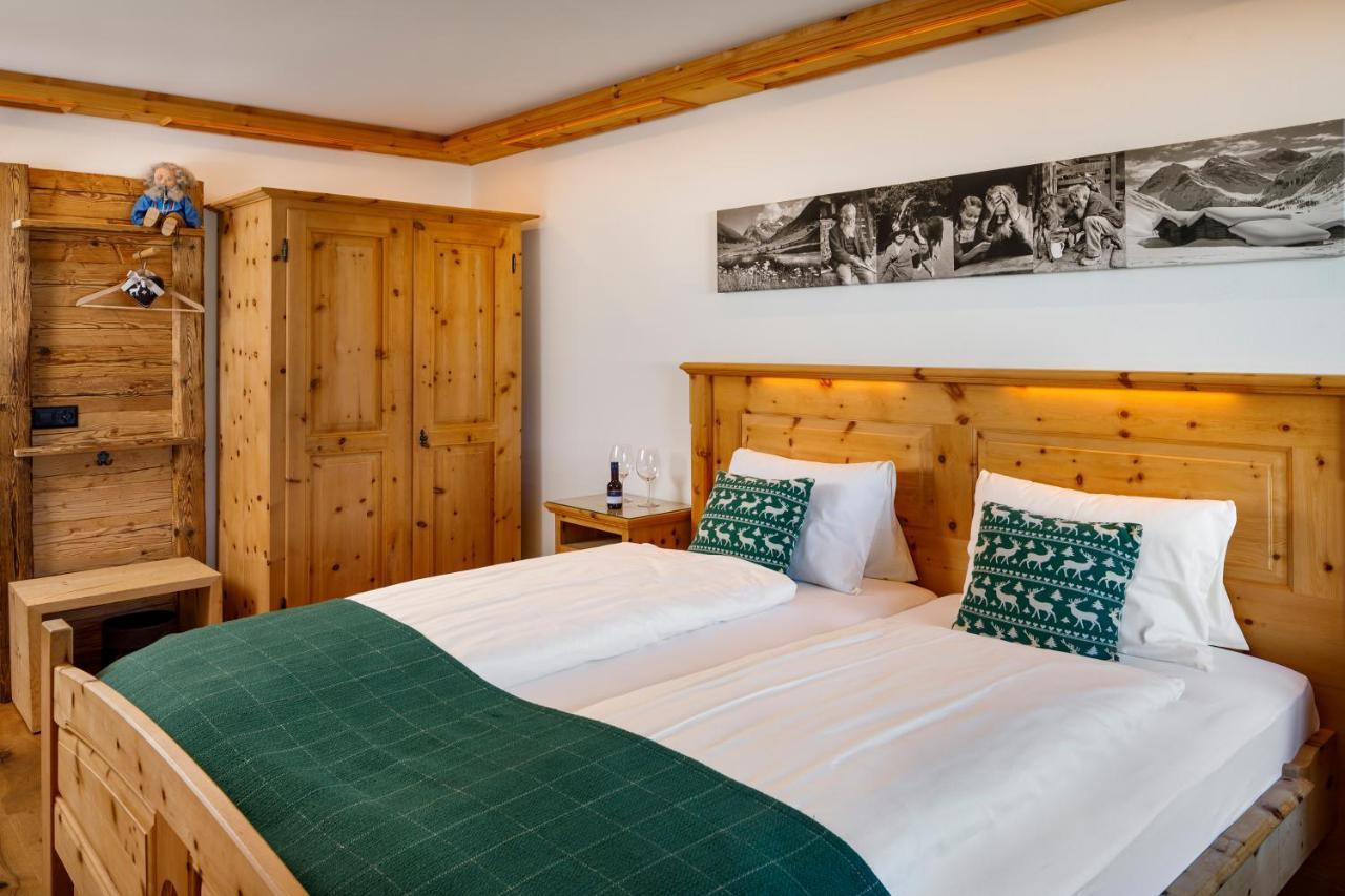 Hotel Walserhuus Sertig Sertig Doefli Bagian luar foto