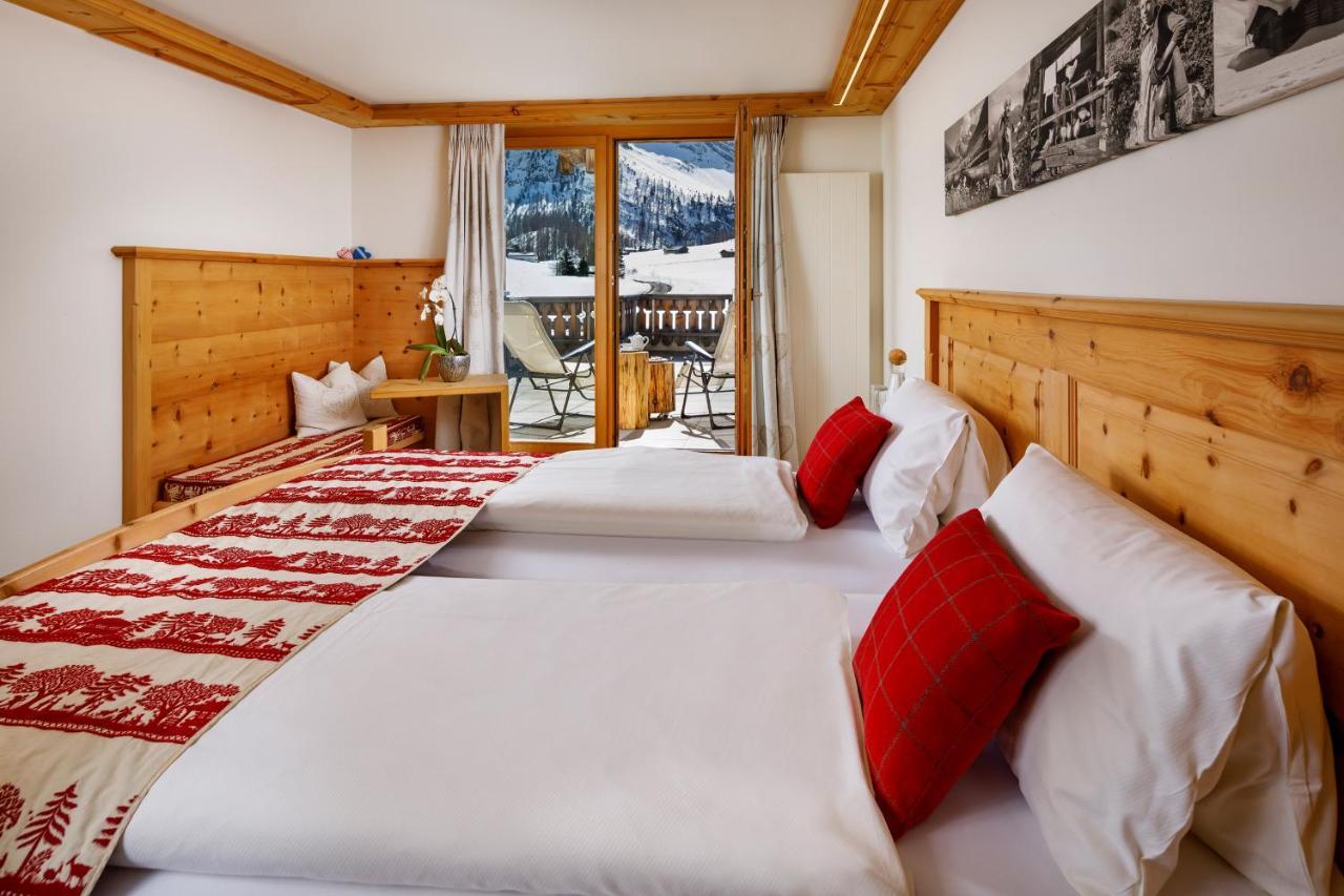 Hotel Walserhuus Sertig Sertig Doefli Bagian luar foto