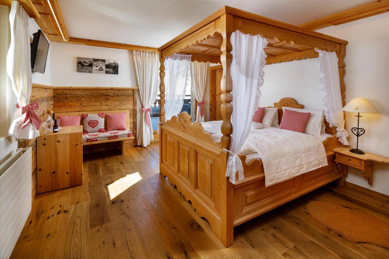 Hotel Walserhuus Sertig Sertig Doefli Bagian luar foto
