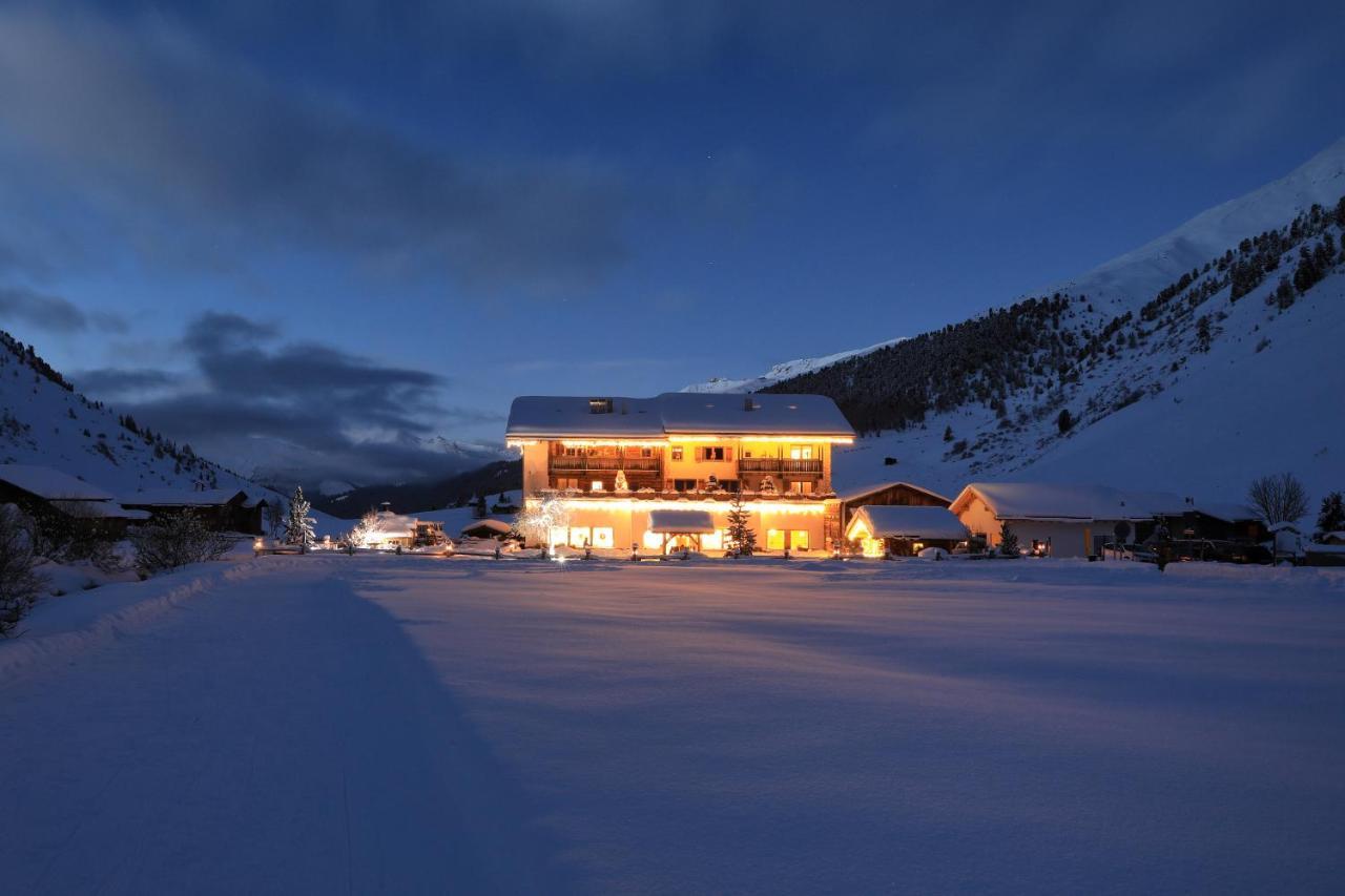Hotel Walserhuus Sertig Sertig Doefli Bagian luar foto